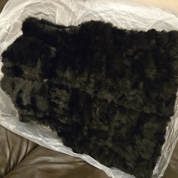 Saks Fifth Avenue Real Rabbit Fur collared black zip up down vest with collar